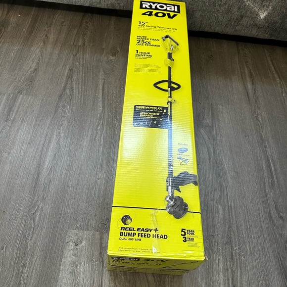 2024 Ryobi 40V weed eater/ string trimmer - Picture 2 of 4